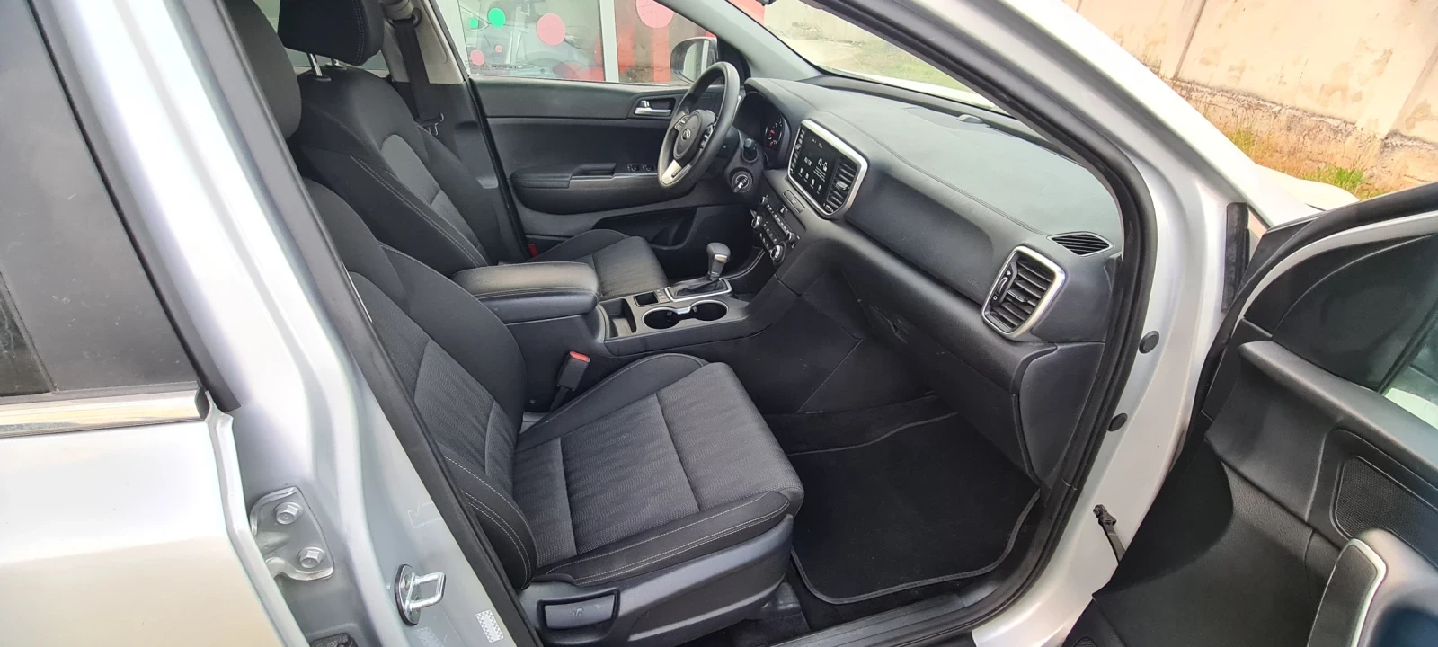 Kia Sportage, снимка 5 - Автомобили и джипове - 55388950