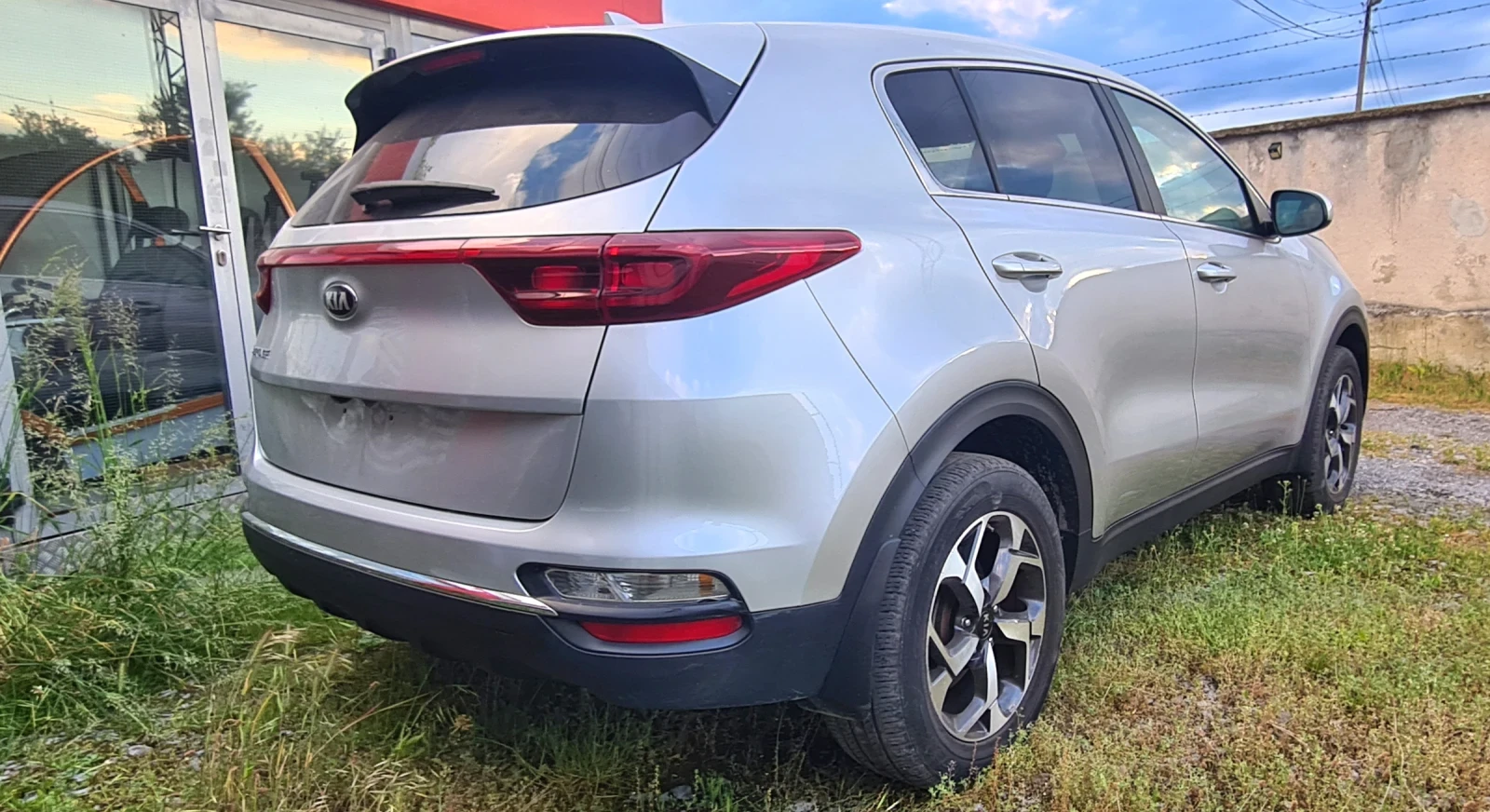 Kia Sportage, снимка 3 - Автомобили и джипове - 55388950