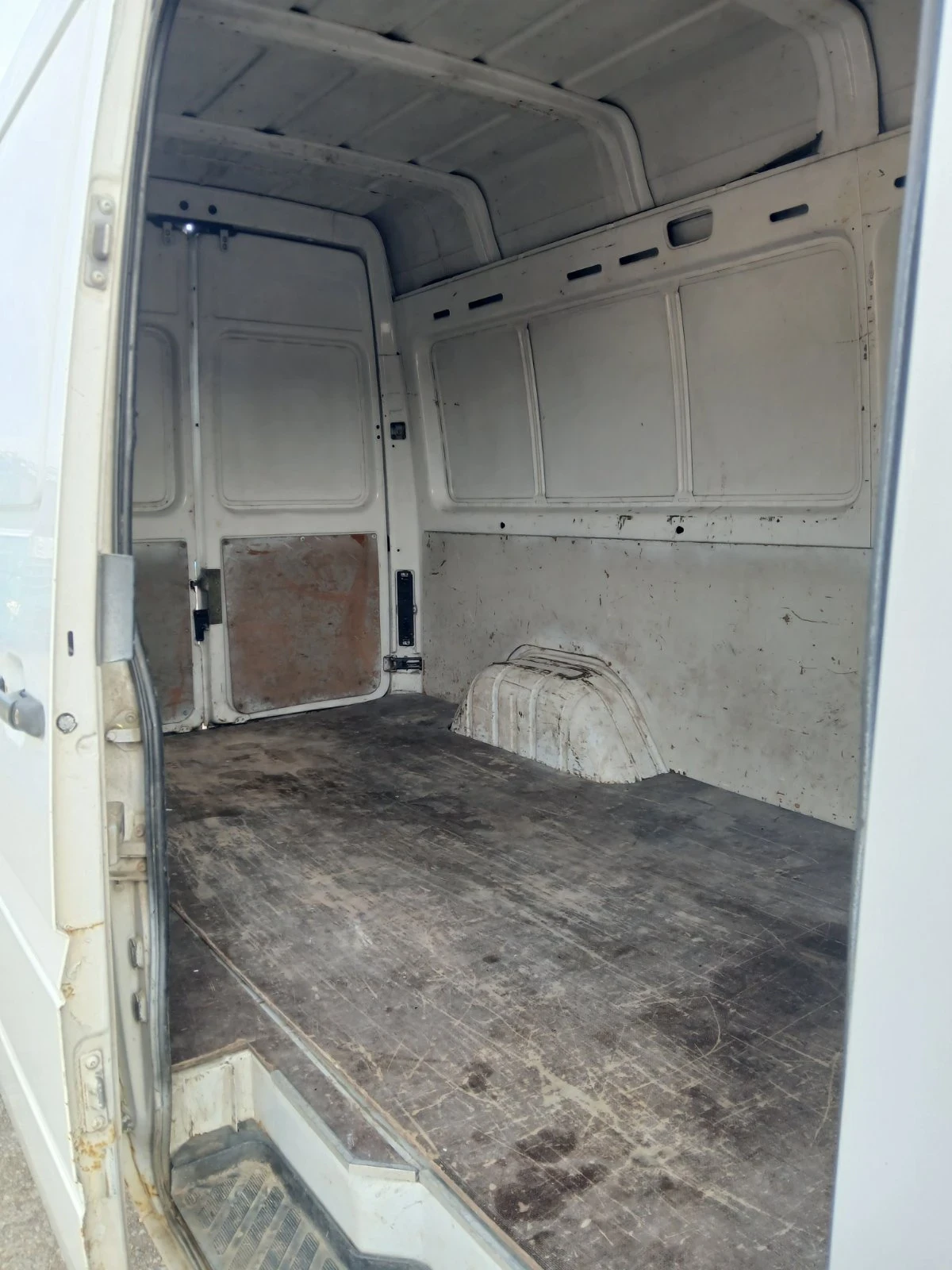 Mercedes-Benz Sprinter 210, снимка 10 - Бусове и автобуси - 53728360