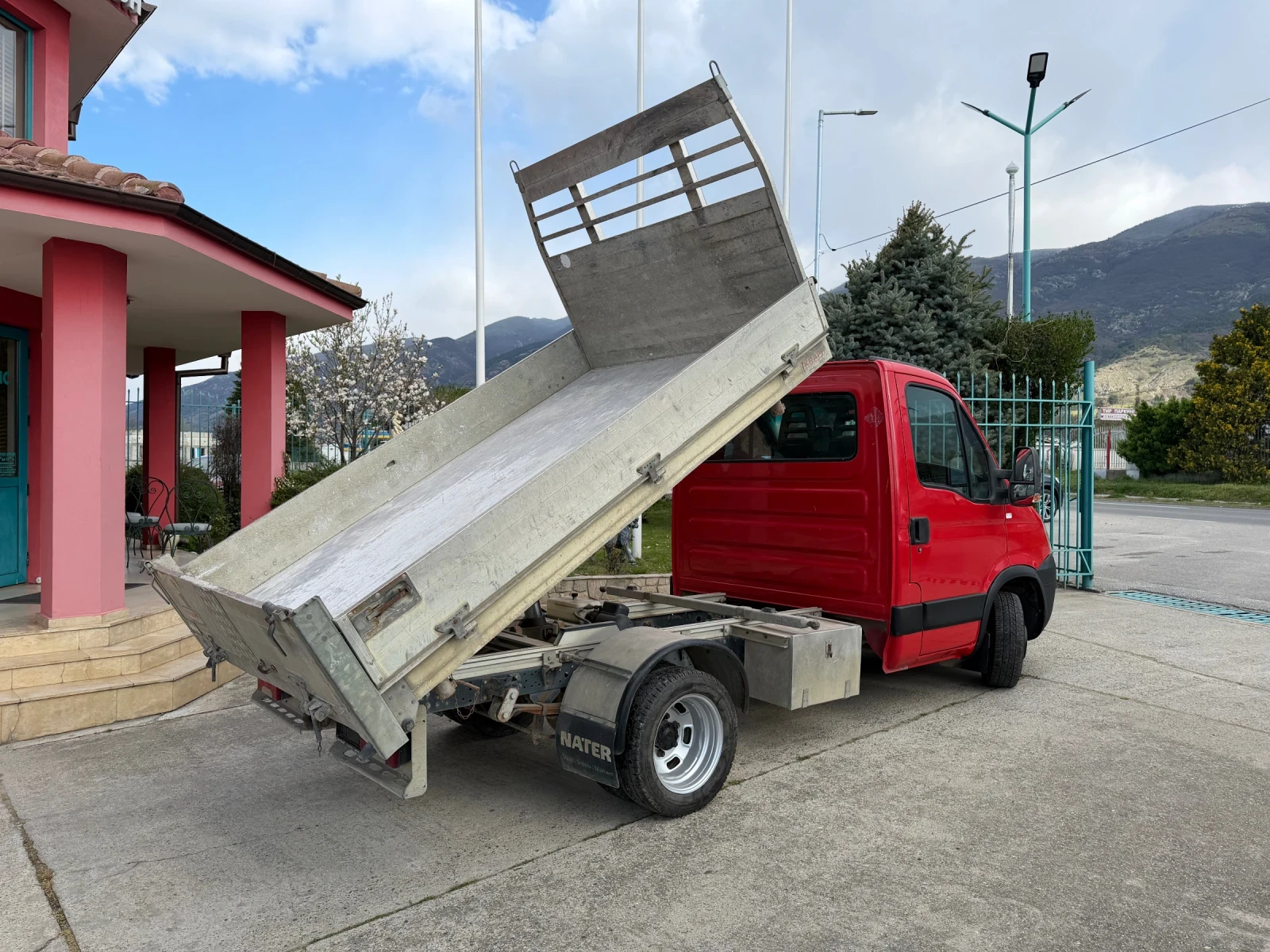 Iveco Daily 35C11* Тристранен самосвал* 3.10 метра кош, снимка 9 - Бусове и автобуси - 54142718