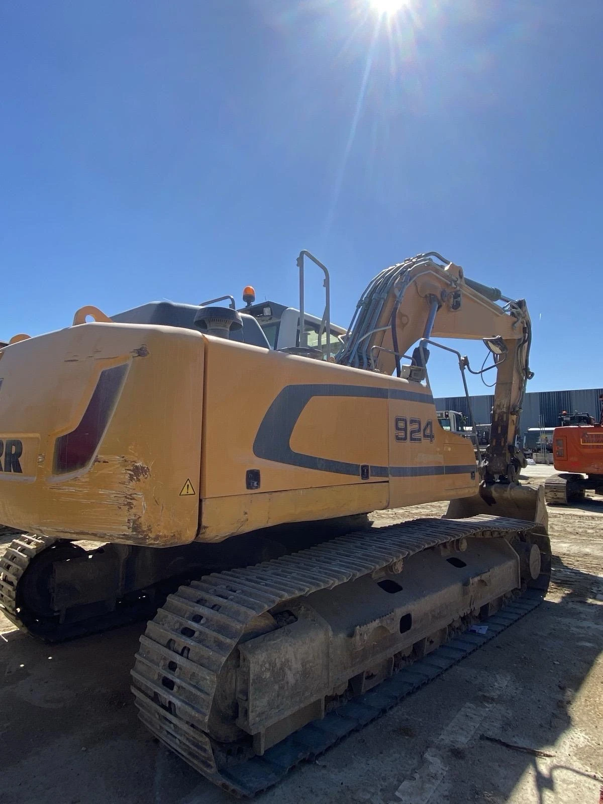 Багер Liebherr R 924 LC ЛИЗИНГ - изображение 6