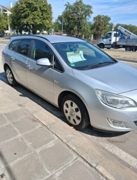 ������ Opel Astra