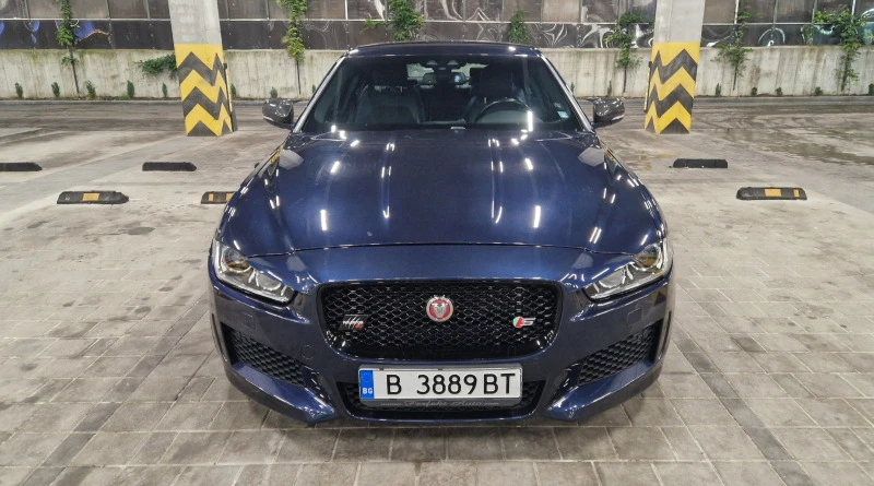 Jaguar XE S Aspec Carbon Design - 460hp + LSD Diff., снимка 1 - Автомобили и джипове - 47600656