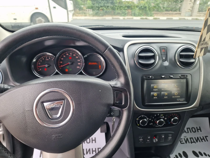 Dacia Logan 1.5 - MCV, снимка 10 - Автомобили и джипове - 47052458