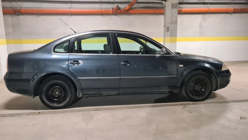 VW Passat 5.5, снимка 10 - Автомобили и джипове - 47752003