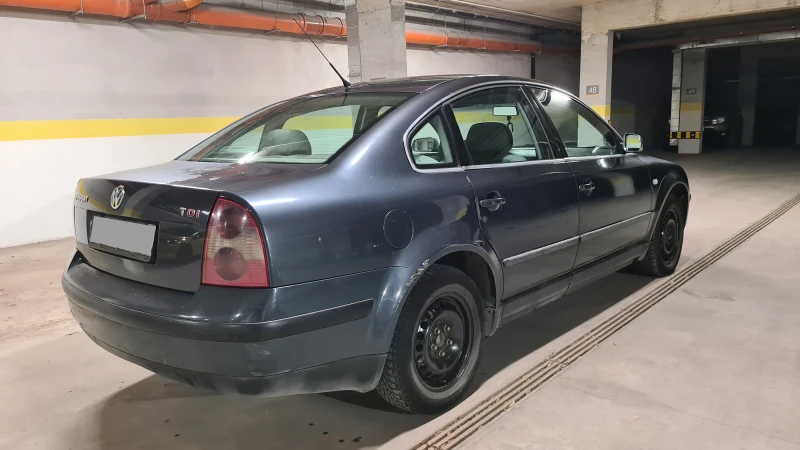 VW Passat 5.5, снимка 6 - Автомобили и джипове - 47752003