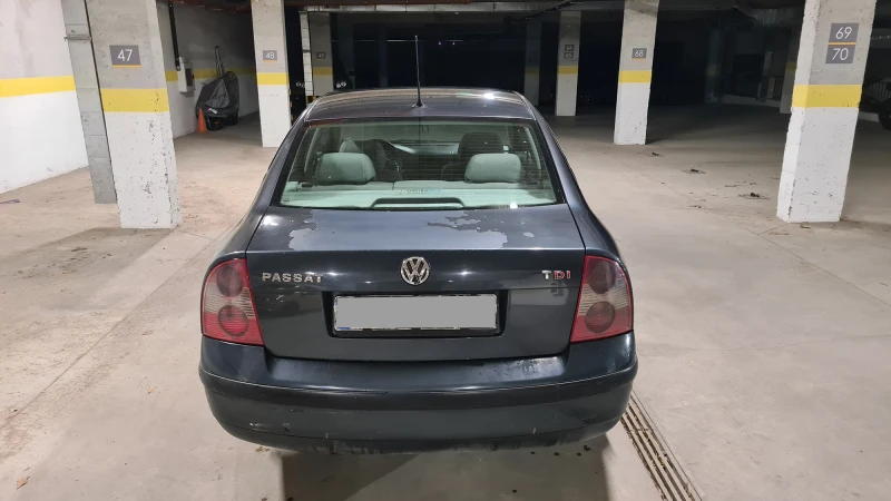 VW Passat 5.5, снимка 7 - Автомобили и джипове - 47752003