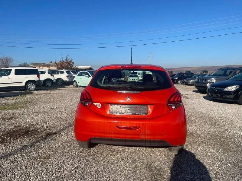 Peugeot 208, снимка 5 - Автомобили и джипове - 48364786