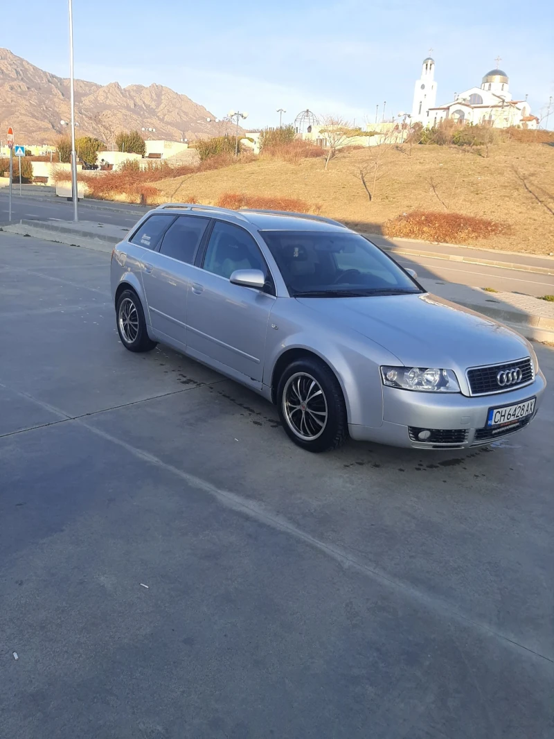 Audi A4 A4  6-скорости , снимка 4 - Автомобили и джипове - 48559707