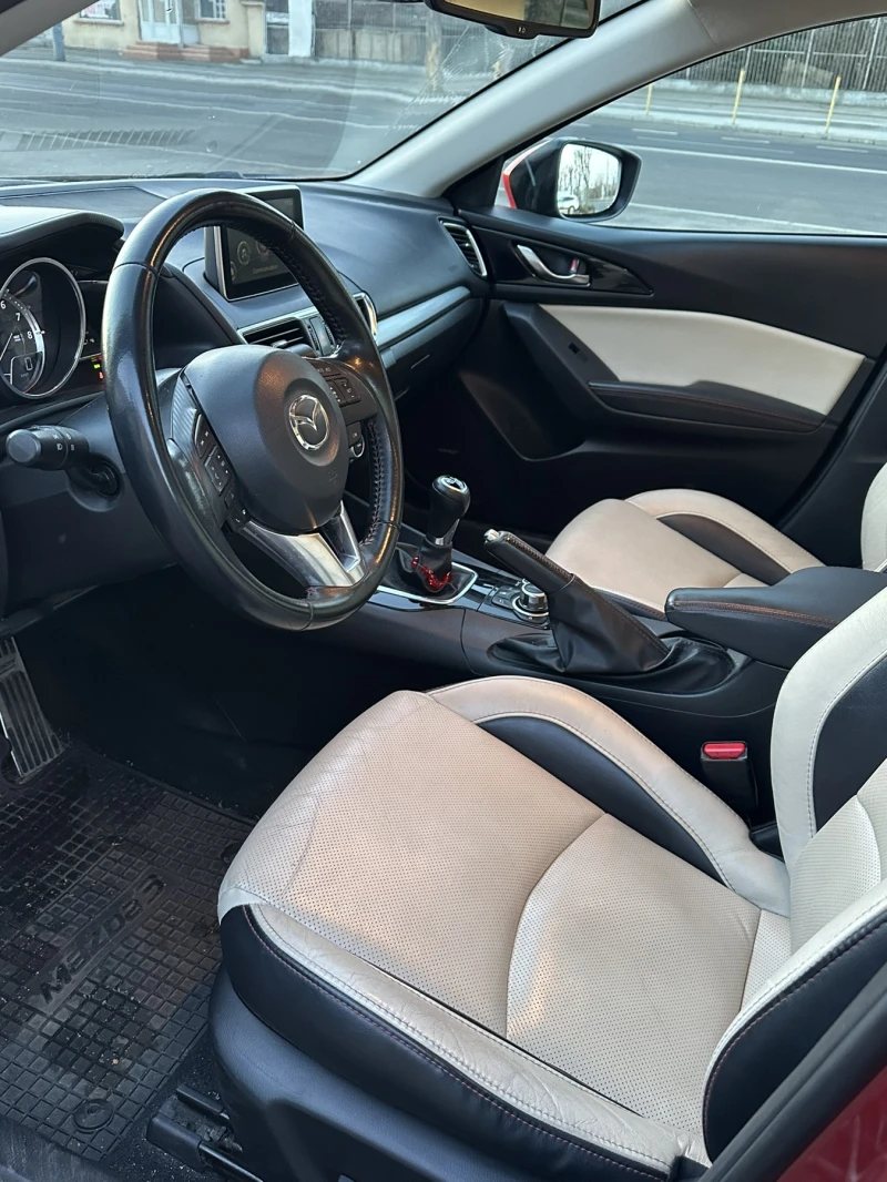 Mazda 3 III SKYACTIV-G , снимка 8 - Автомобили и джипове - 48859253