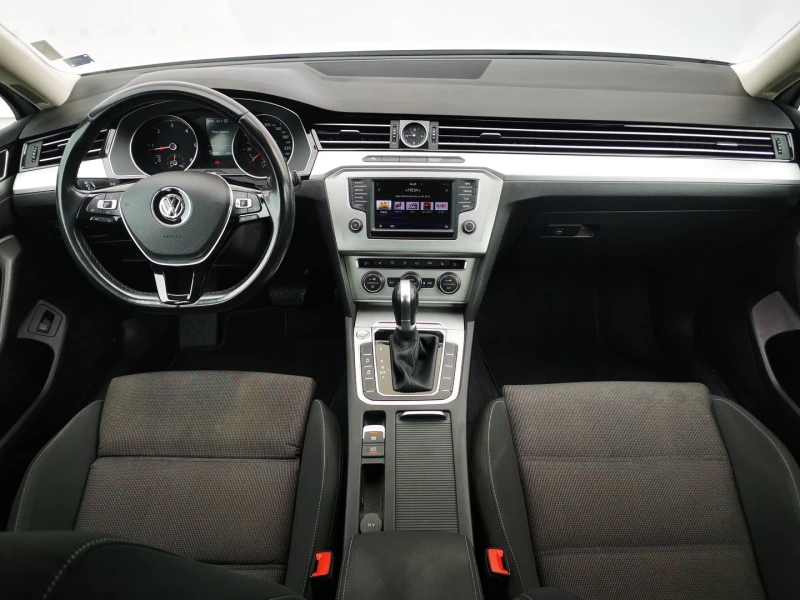 VW Passat VW Passat Var. Comfortline 2.0TDI SCR BMT, снимка 4 - Автомобили и джипове - 52844642