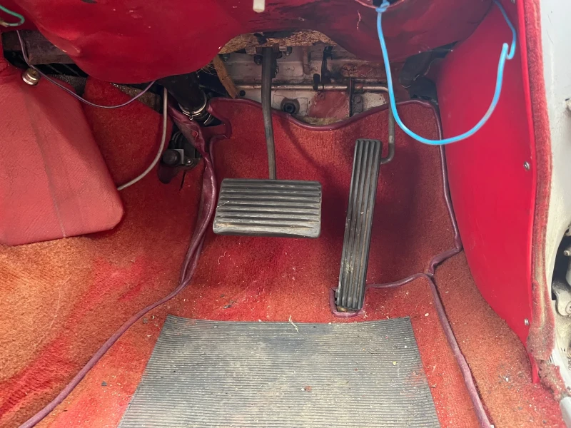 Jaguar Daimler 250, снимка 13 - Автомобили и джипове - 52238664