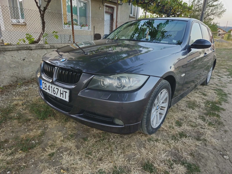 BMW 320 Климатик, голяма навигация, снимка 6 - Автомобили и джипове - 52872647