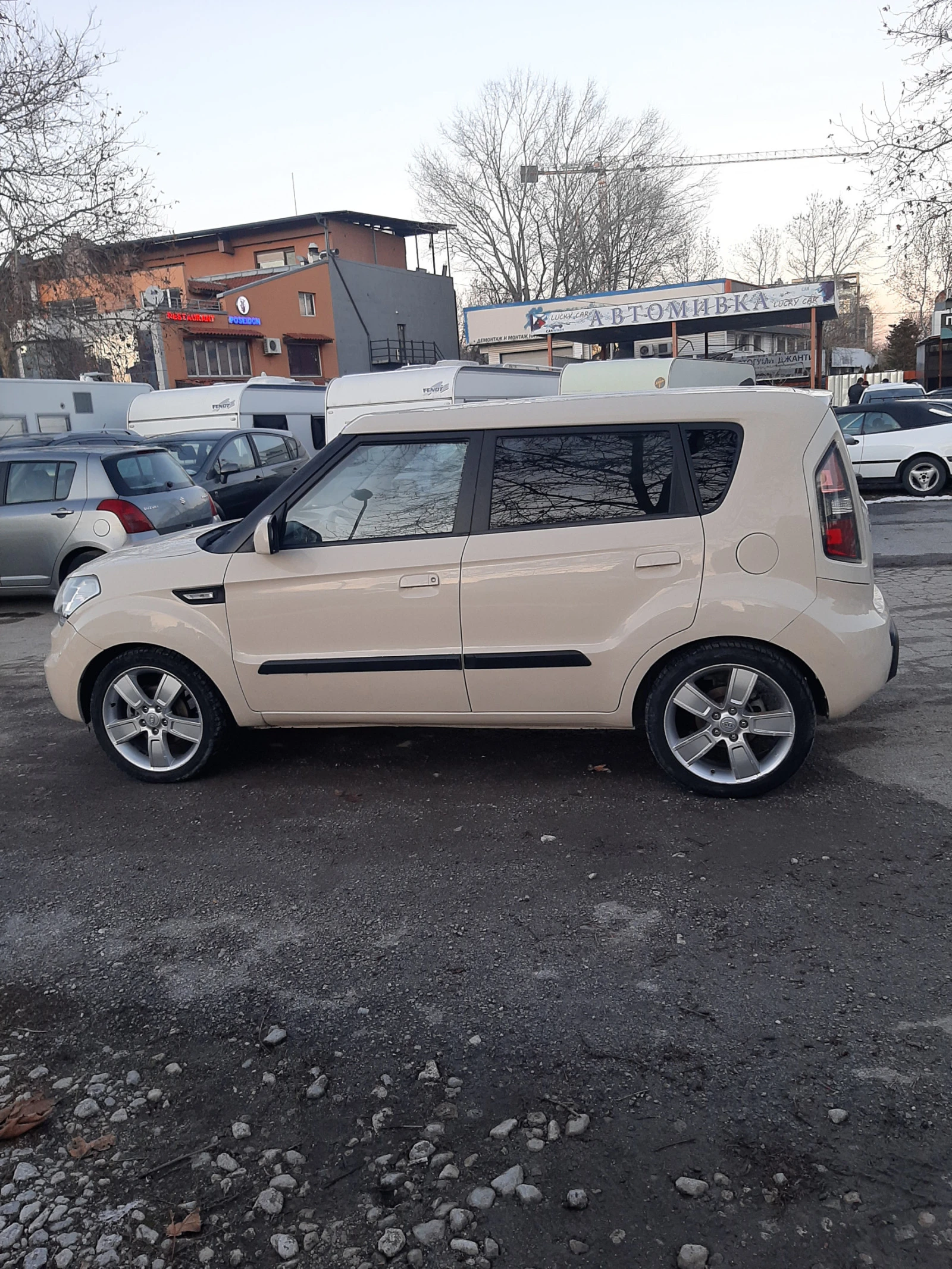 Kia Soul 1.6  | Mobile.bg   14
