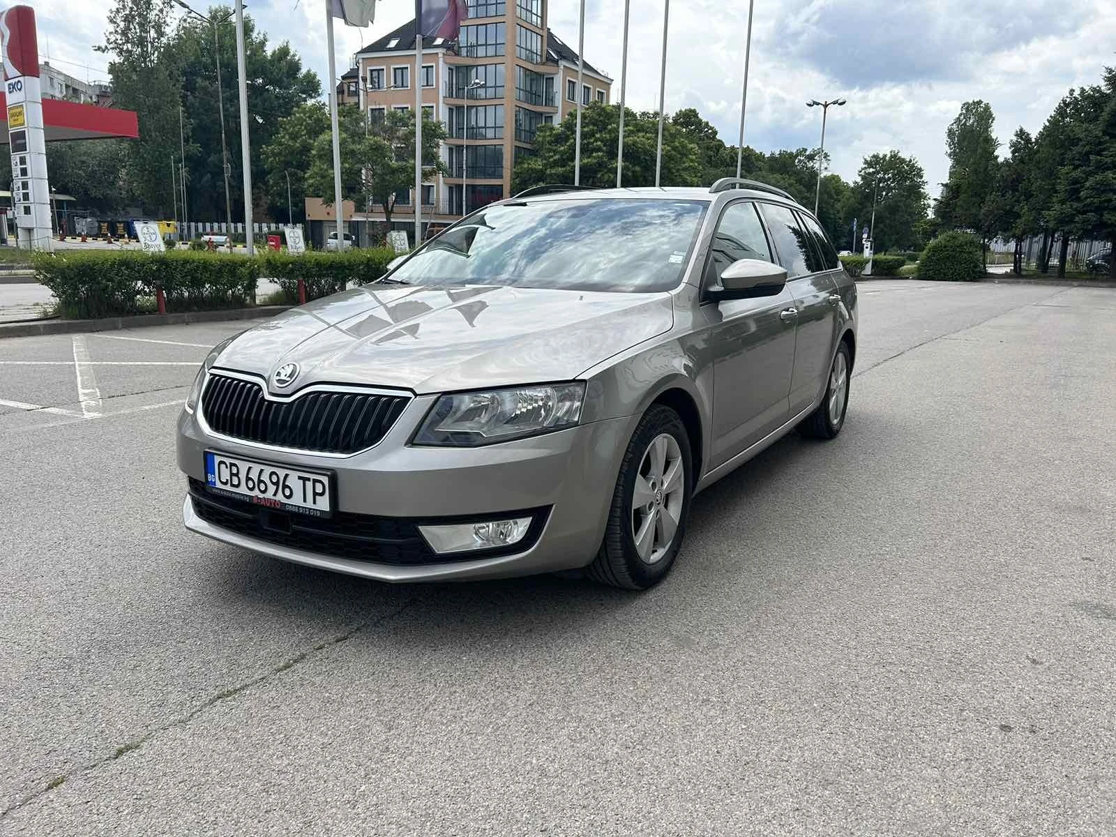 Skoda Octavia 1.4 140 к.с LPG Adaptive Cruise DISTRONIC  SCHWEIZ - изображение 2