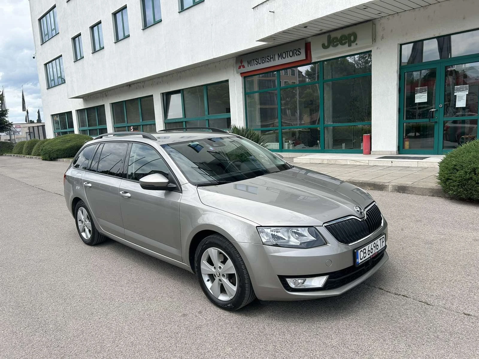 Skoda Octavia 1.4 140 к.с LPG Adaptive Cruise DISTRONIC  SCHWEIZ - изображение 6