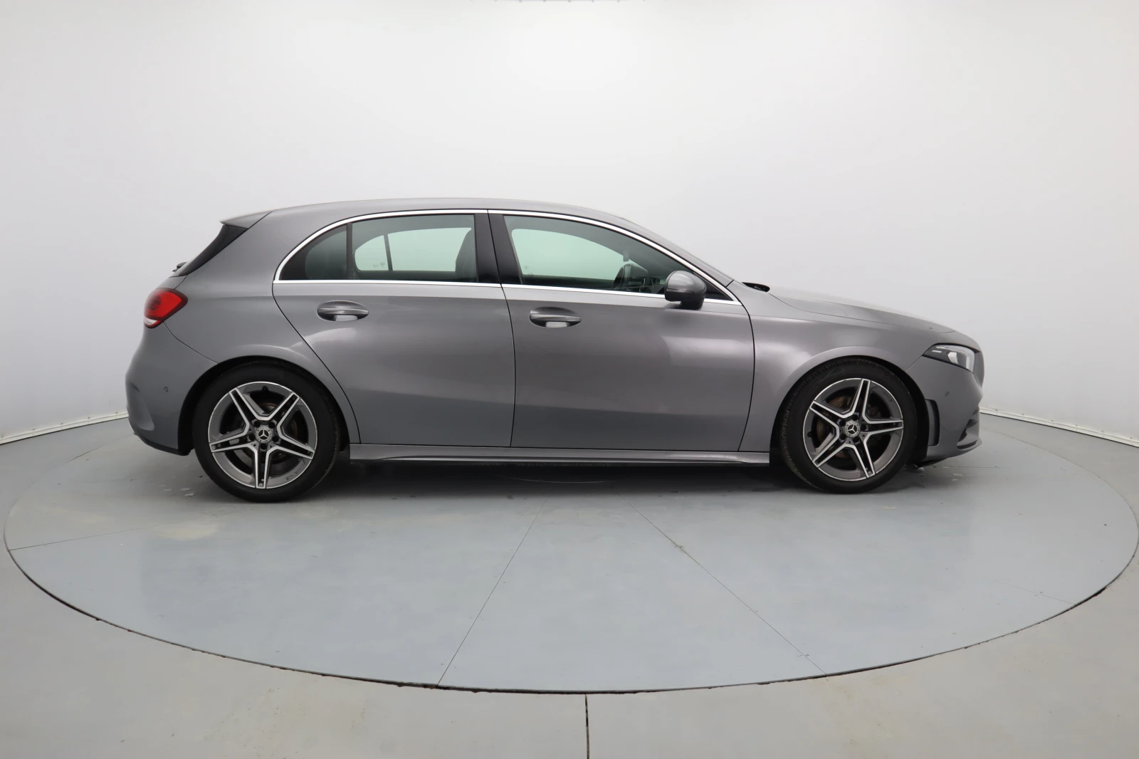 Mercedes-Benz A 200 AMG 4Matic - изображение 8