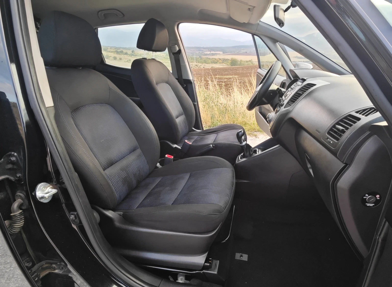 Hyundai Ix20 1.4 бензин  - изображение 8