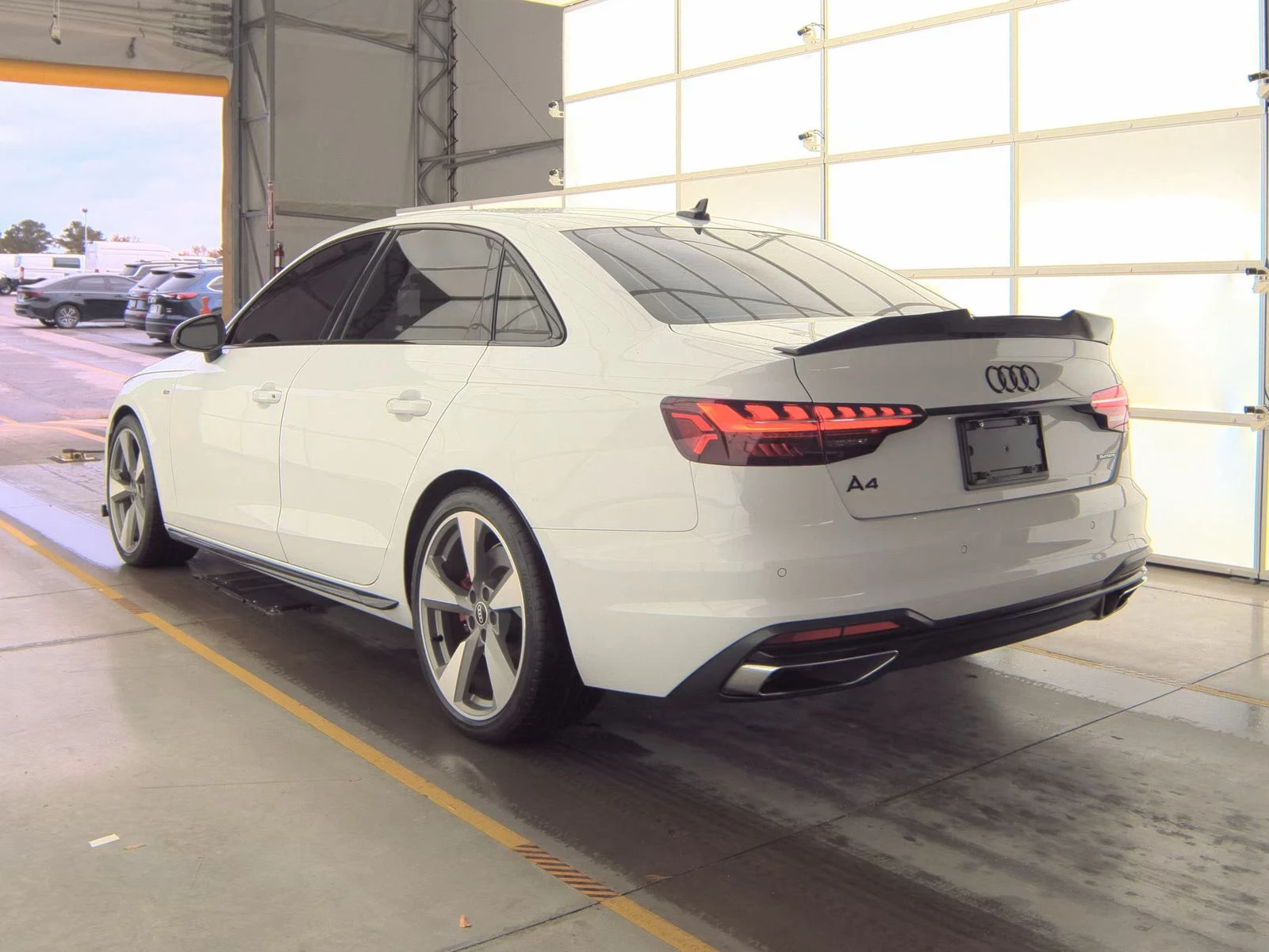 Audi A4 2022* S-LINE* DIGITAL* BANG* OLUFSEN* DISTRONIK* M - изображение 4