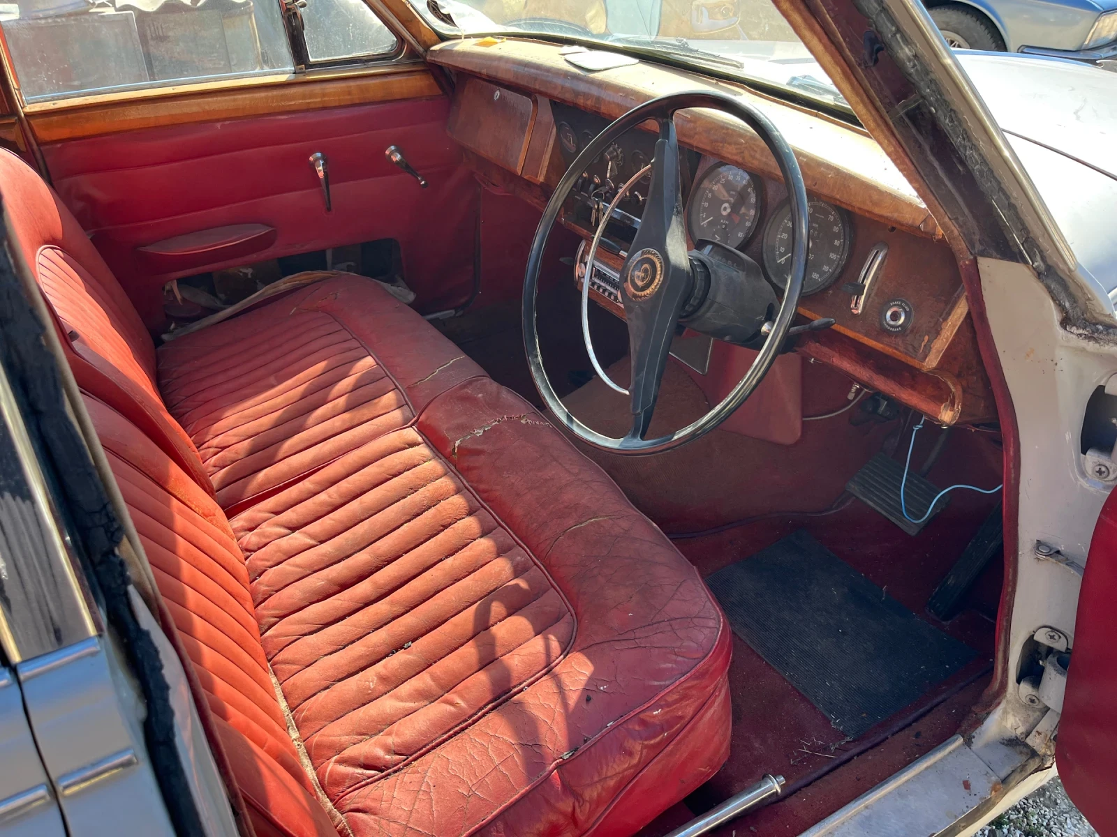 Jaguar Daimler 250 | Mobile.bg   3