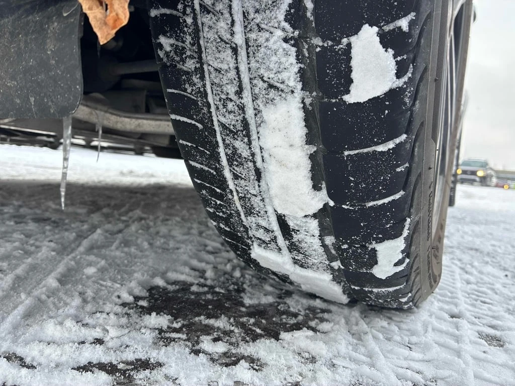 BMW i3 * Auto w/Range Extender * CARFAX *   | Mobile.bg   14