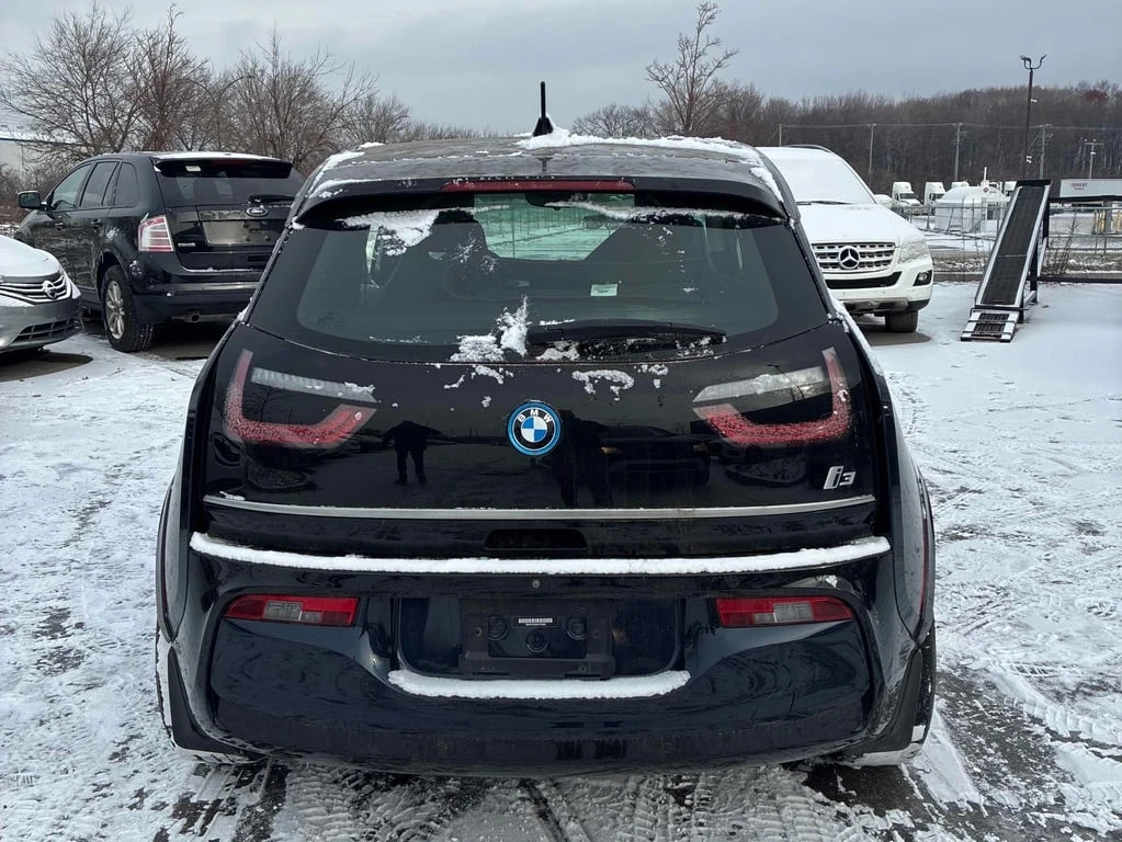 BMW i3 * Auto w/Range Extender * CARFAX * БЕЗ ПЪРВОНАЧАЛН - изображение 4