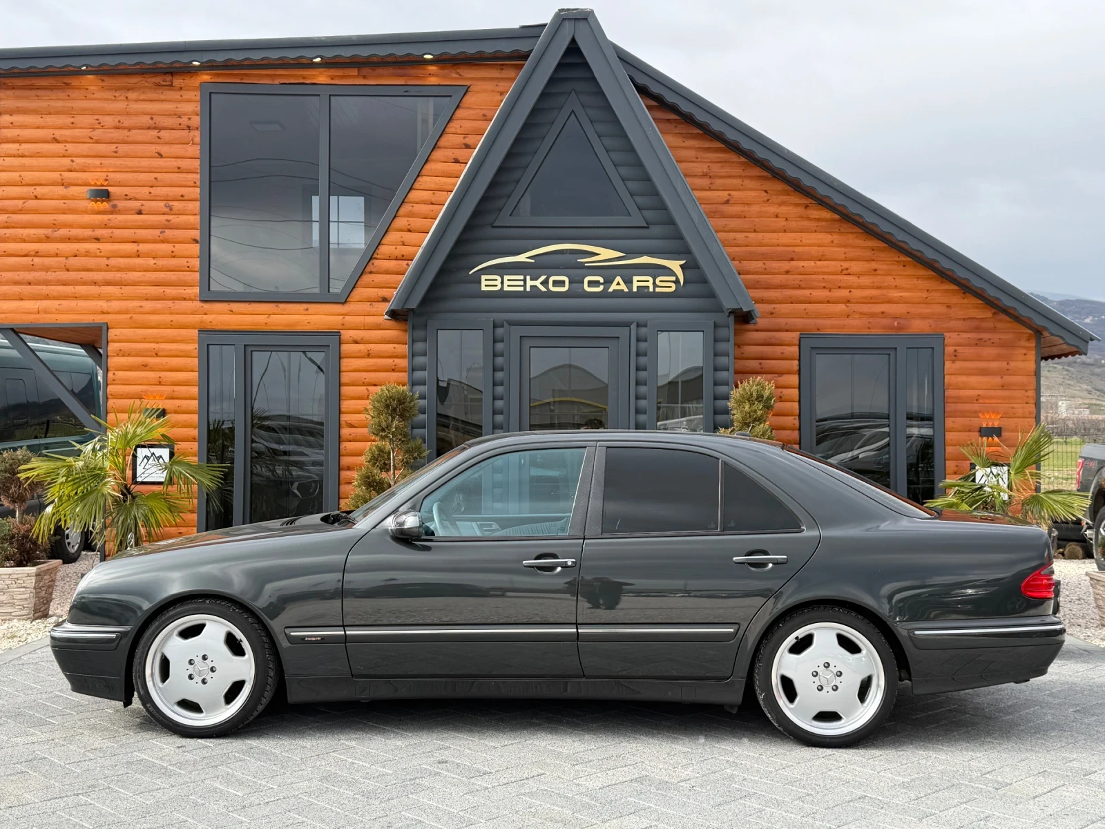 Mercedes-Benz E 260 Без аналог!42000км! - изображение 8