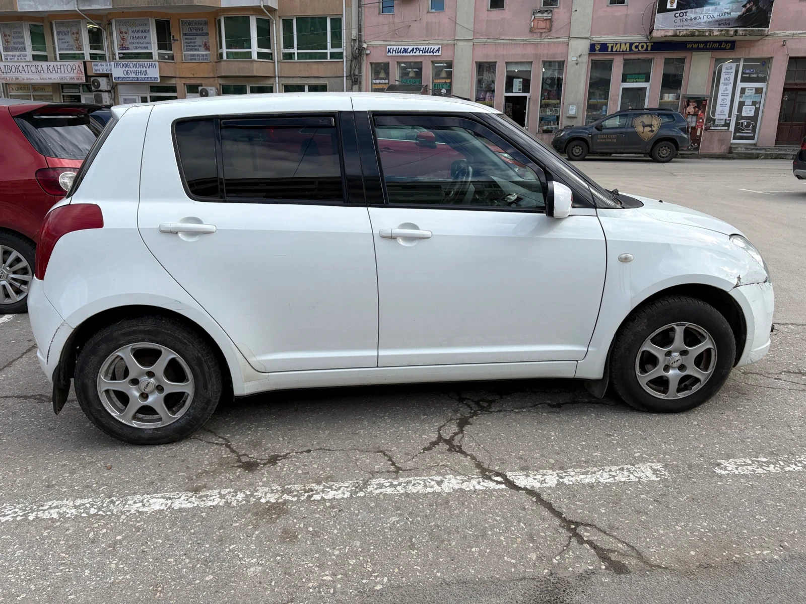 Suzuki Swift, снимка 6 - Автомобили и джипове - 54395316