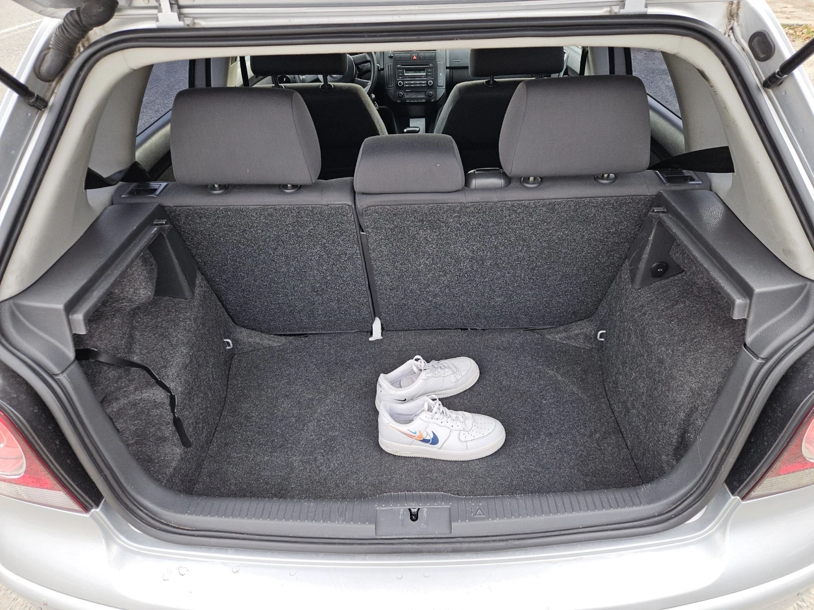 VW Polo, снимка 6 - Автомобили и джипове - 54072686