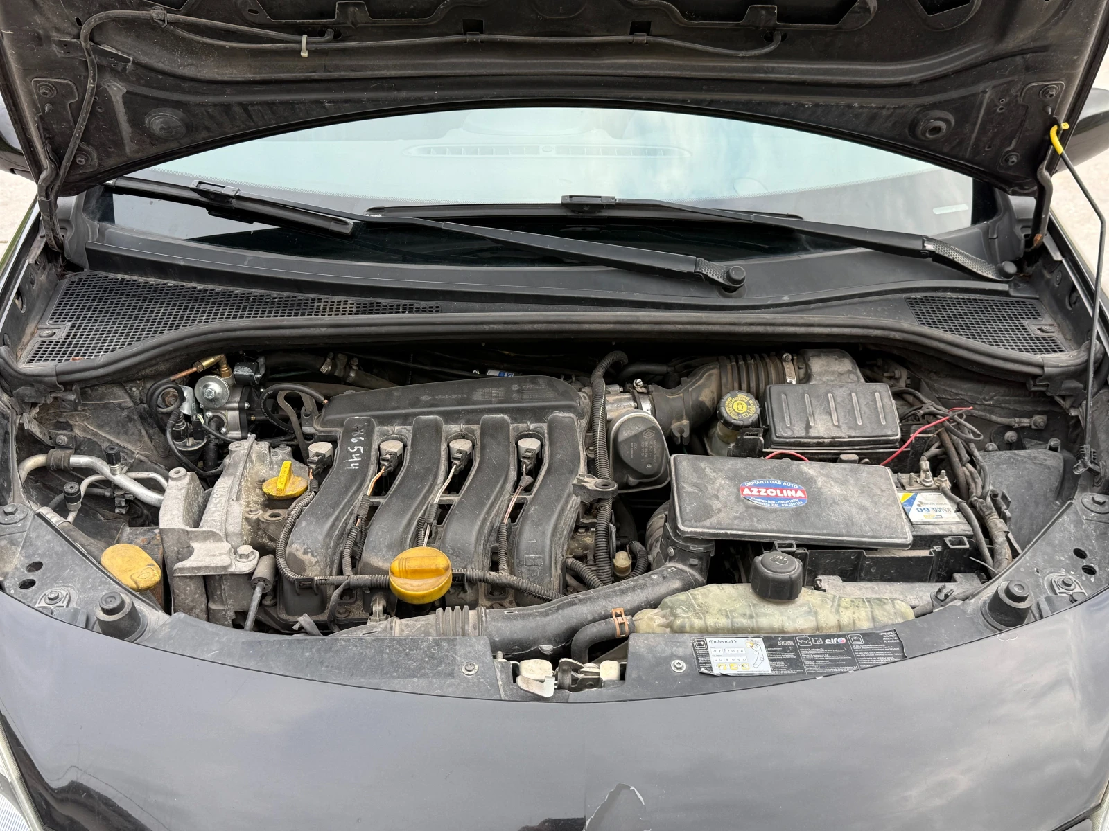 Renault Clio, снимка 14 - Автомобили и джипове - 54167771