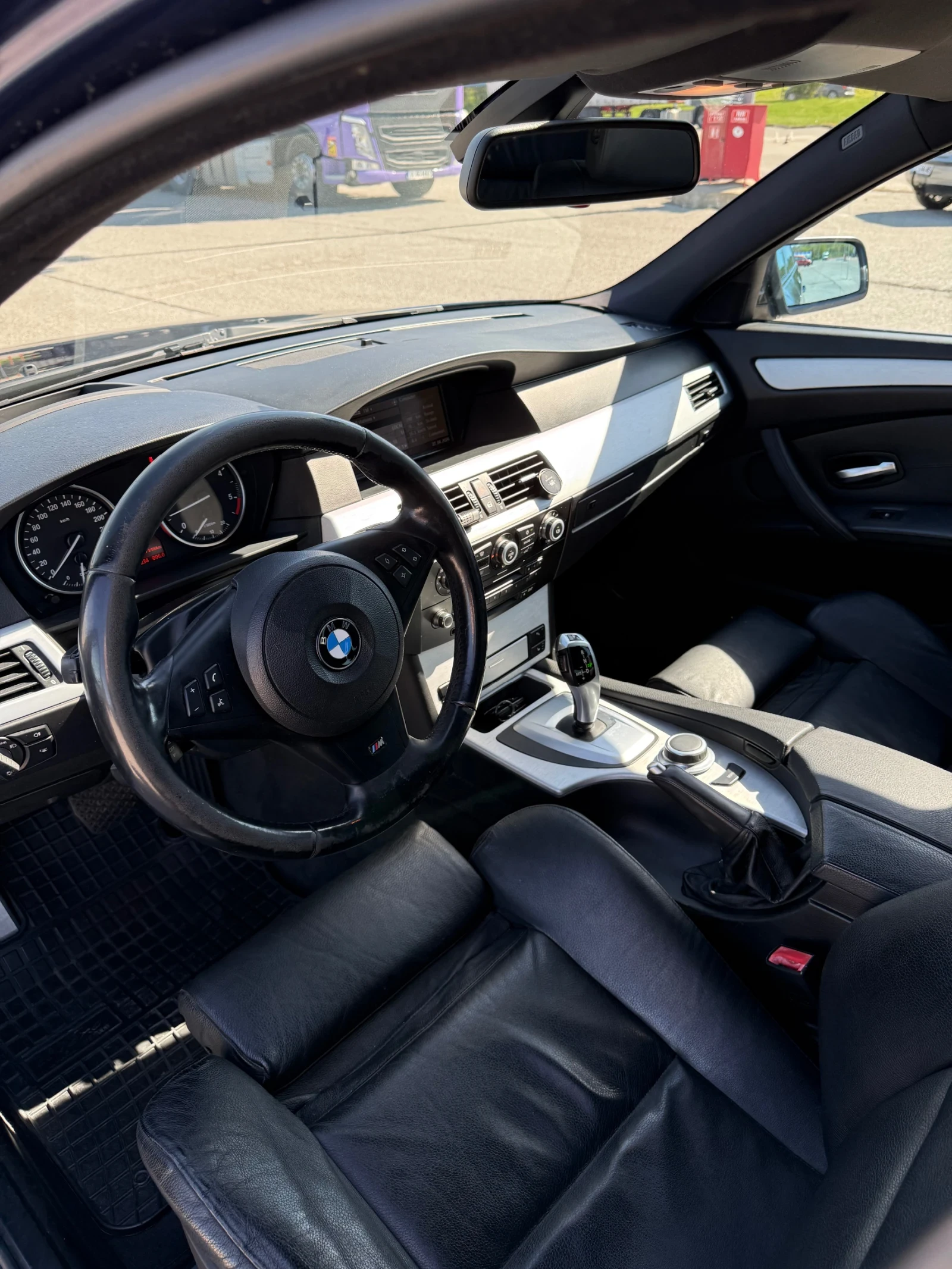 BMW 530 XD, снимка 8 - Автомобили и джипове - 54330432