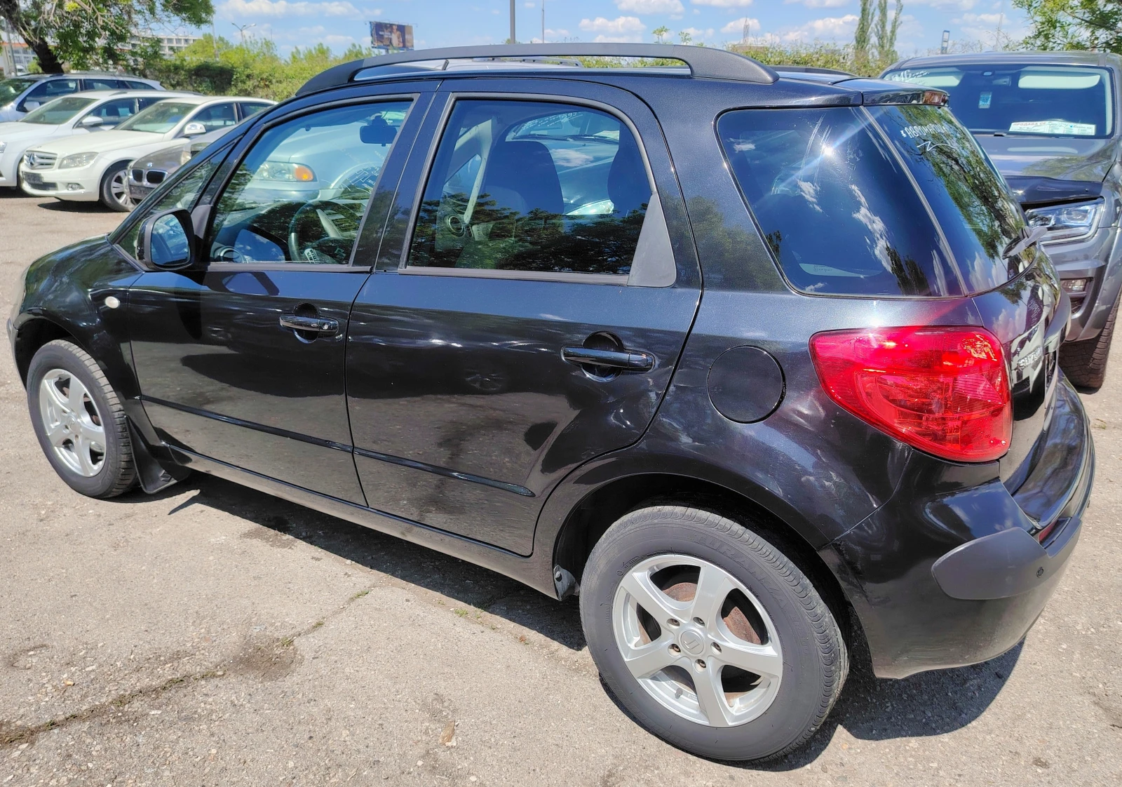Suzuki SX4 1.6i/Automatik, снимка 5 - Автомобили и джипове - 54429730