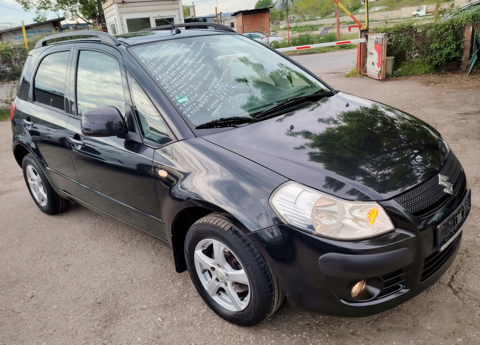 Suzuki SX4 1.6i/Automatik, снимка 4 - Автомобили и джипове - 54429730