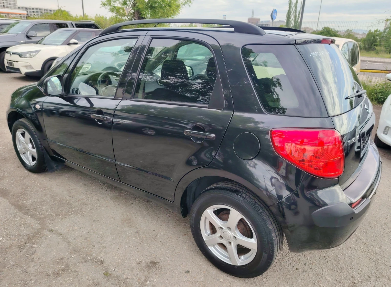 Suzuki SX4 1.6i/Automatik, снимка 7 - Автомобили и джипове - 54429730