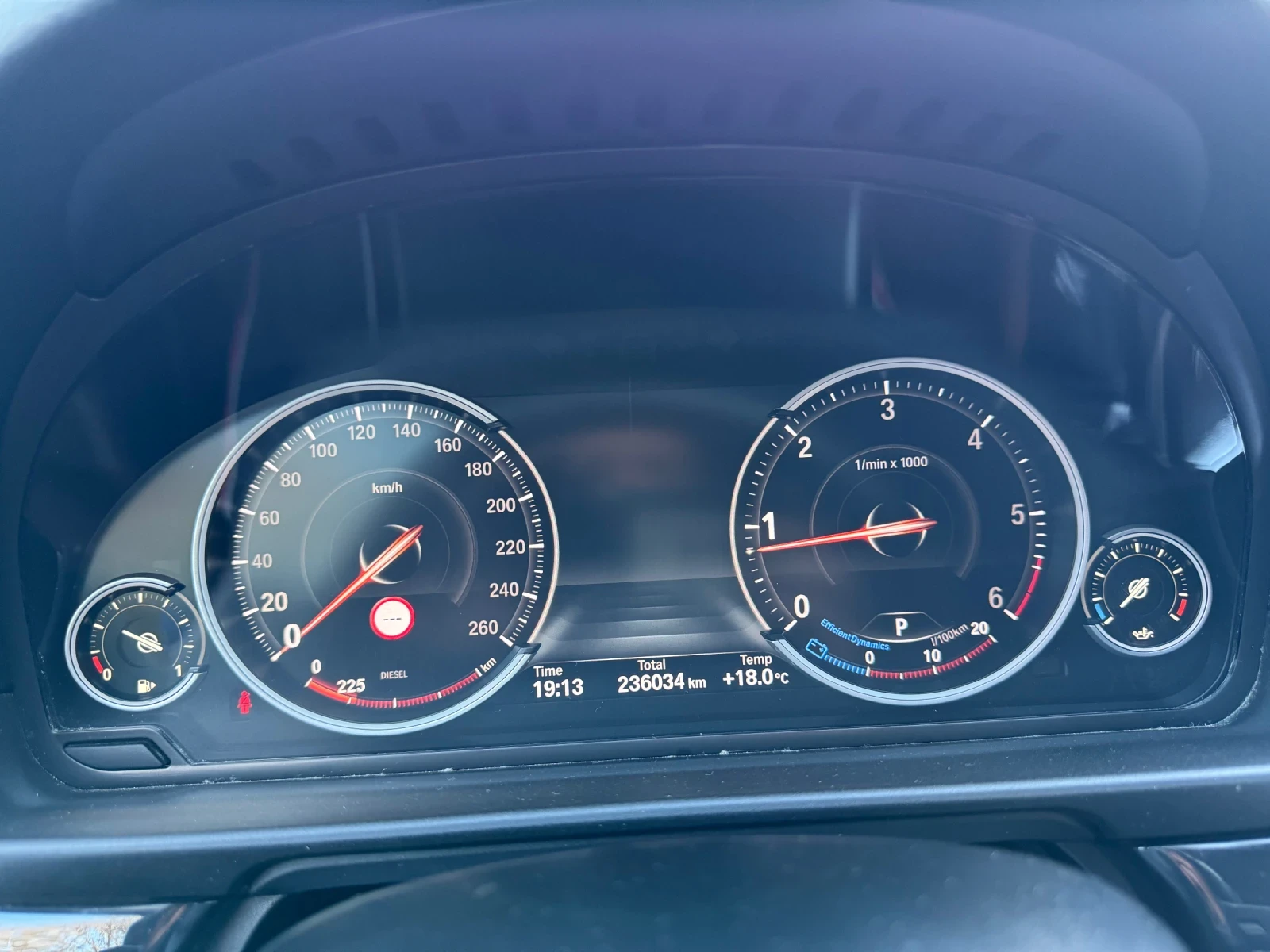 BMW 525 Xdrive Facelift , снимка 10 - Автомобили и джипове - 54446974