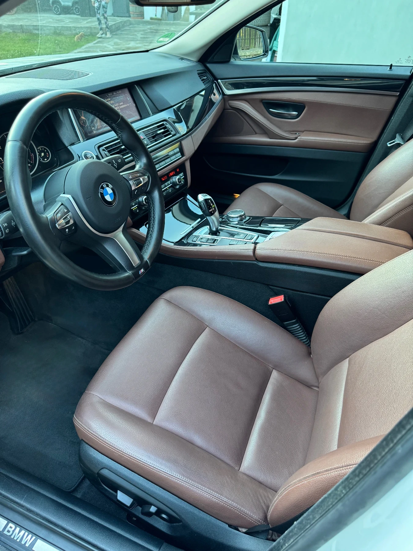 BMW 525 Xdrive Facelift , снимка 7 - Автомобили и джипове - 54446974