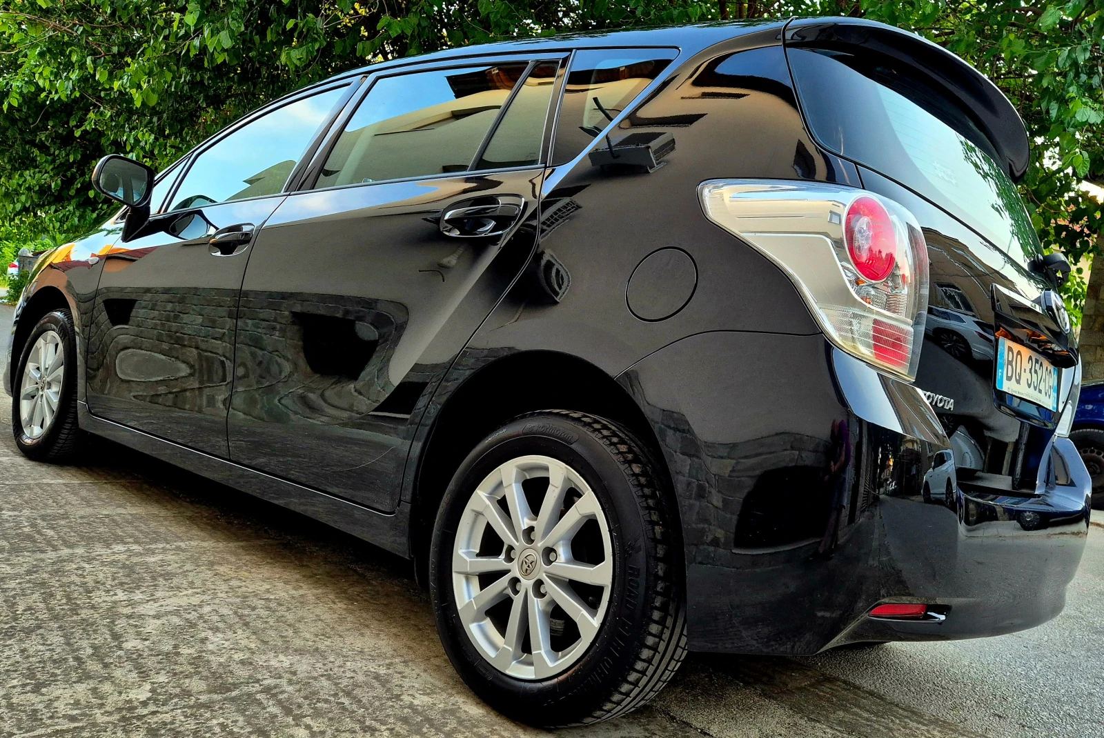 Toyota Verso 2.0d4d-LIMITED-верига-6скорости-japan, снимка 7 - Автомобили и джипове - 54732803