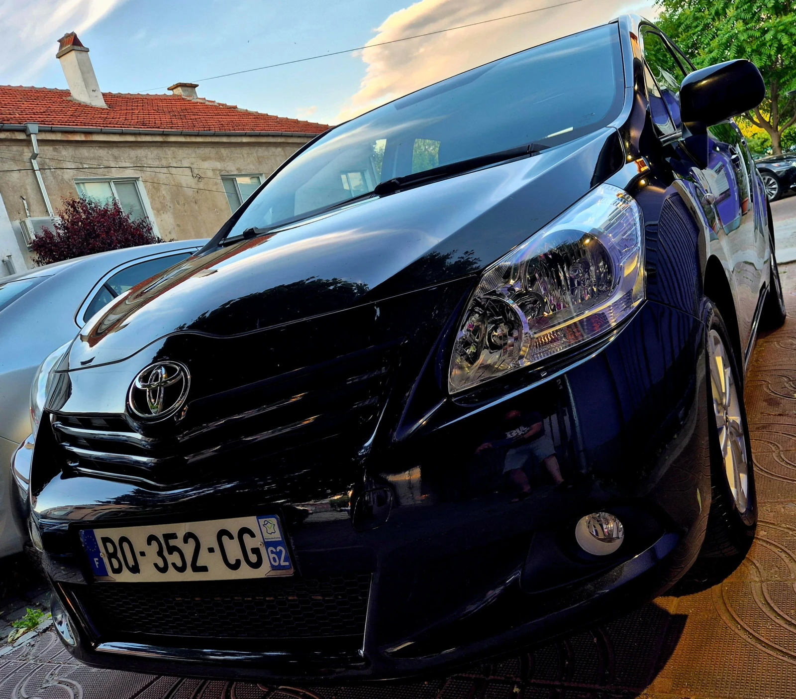 Toyota Verso 2.0d4d-LIMITED-верига-6скорости-japan, снимка 6 - Автомобили и джипове - 54732803