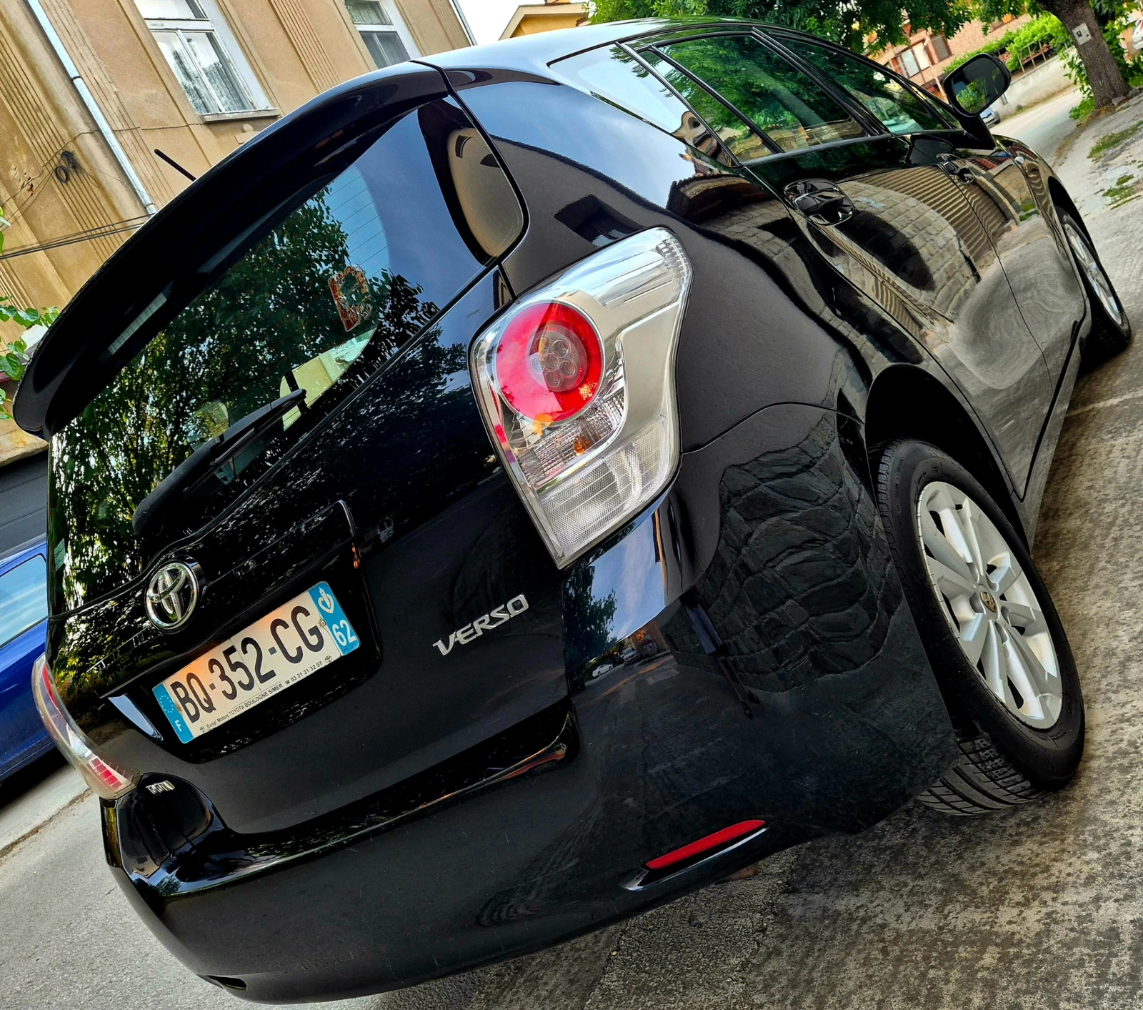 Toyota Verso 2.0d4d-LIMITED-верига-6скорости-japan, снимка 10 - Автомобили и джипове - 54732803