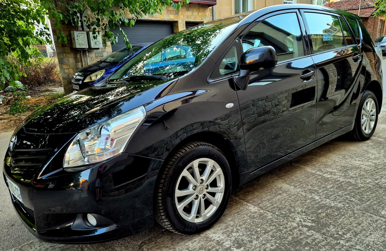 Toyota Verso 2.0d4d-LIMITED-верига-6скорости-japan, снимка 8 - Автомобили и джипове - 54732803