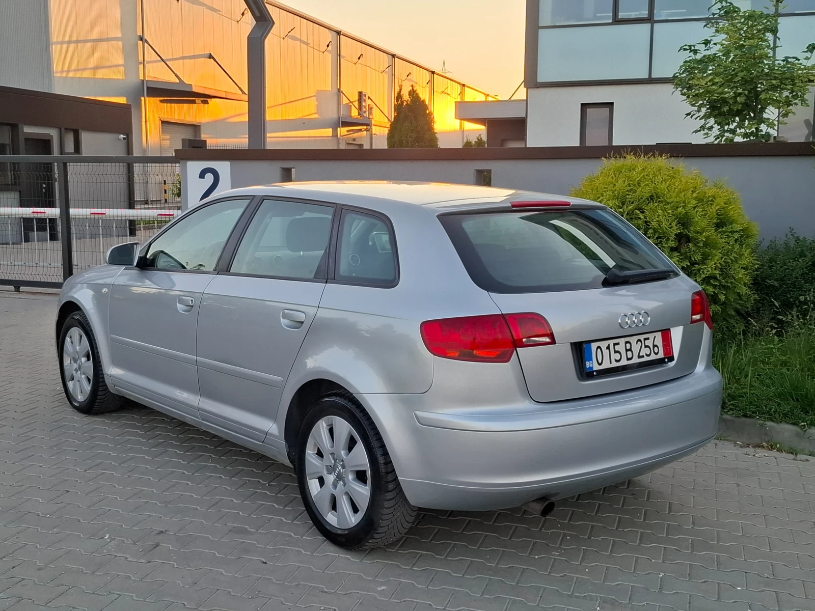 Audi A3 1.6i* (102кс)* FACELIFT* НОВ ВНОС* , снимка 6 - Автомобили и джипове - 54839902