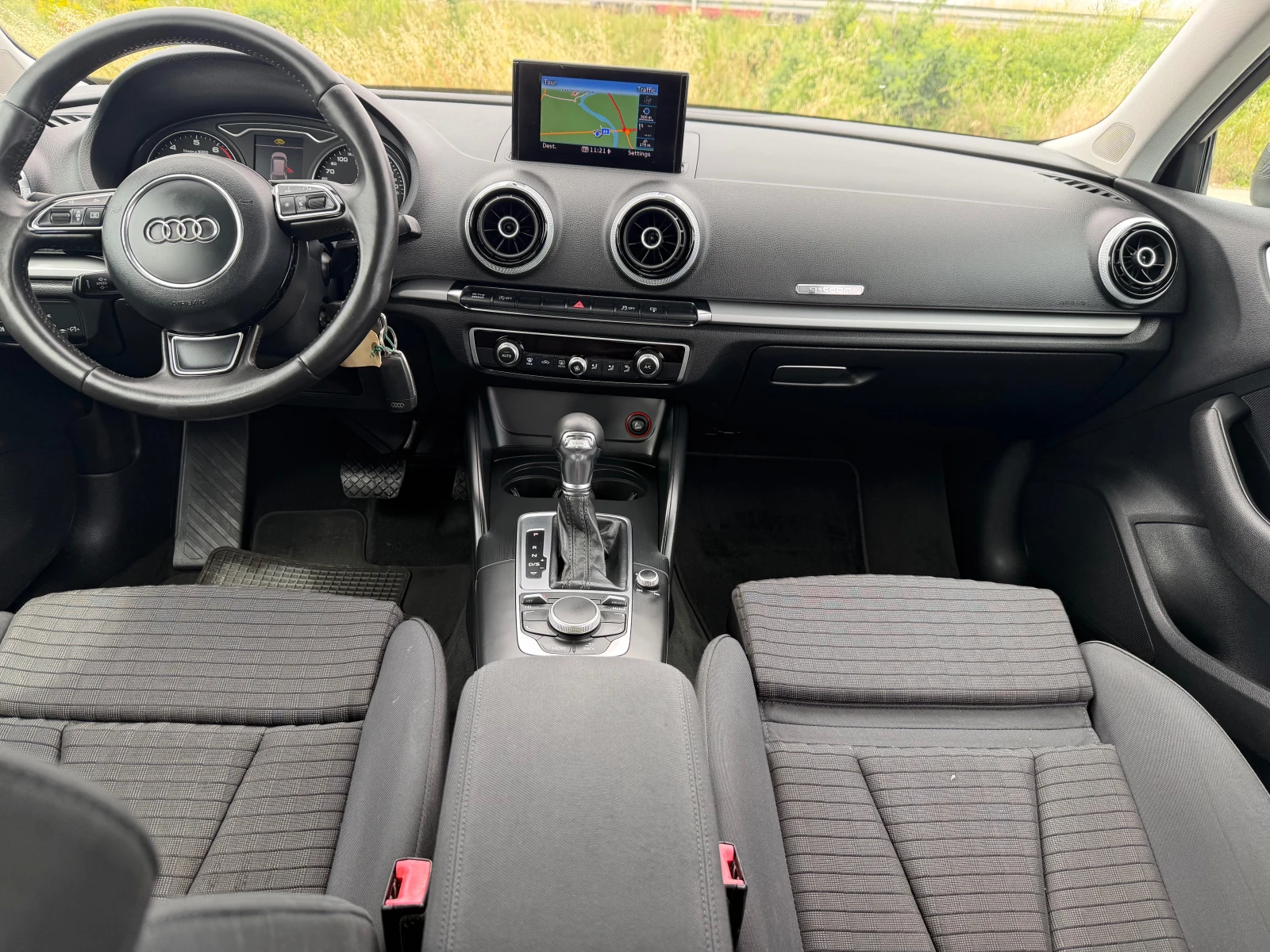 Audi A3 1.4 G TRON, снимка 15 - Автомобили и джипове - 54889832