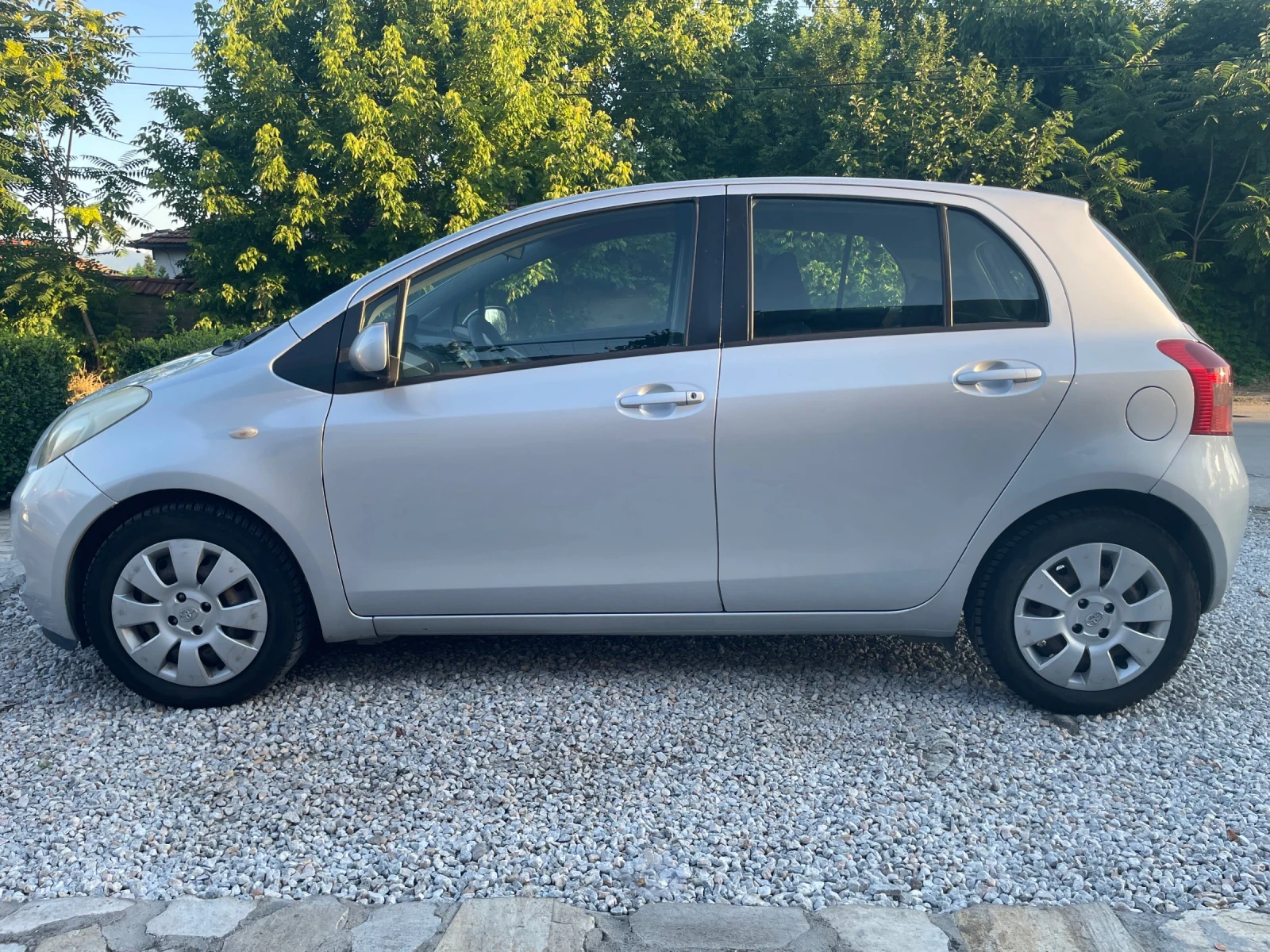 Toyota Yaris, снимка 4 - Автомобили и джипове - 55248410