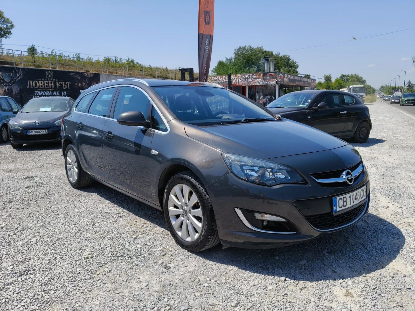 Opel Astra 1.6CDTi, снимка 2 - Автомобили и джипове - 55642414