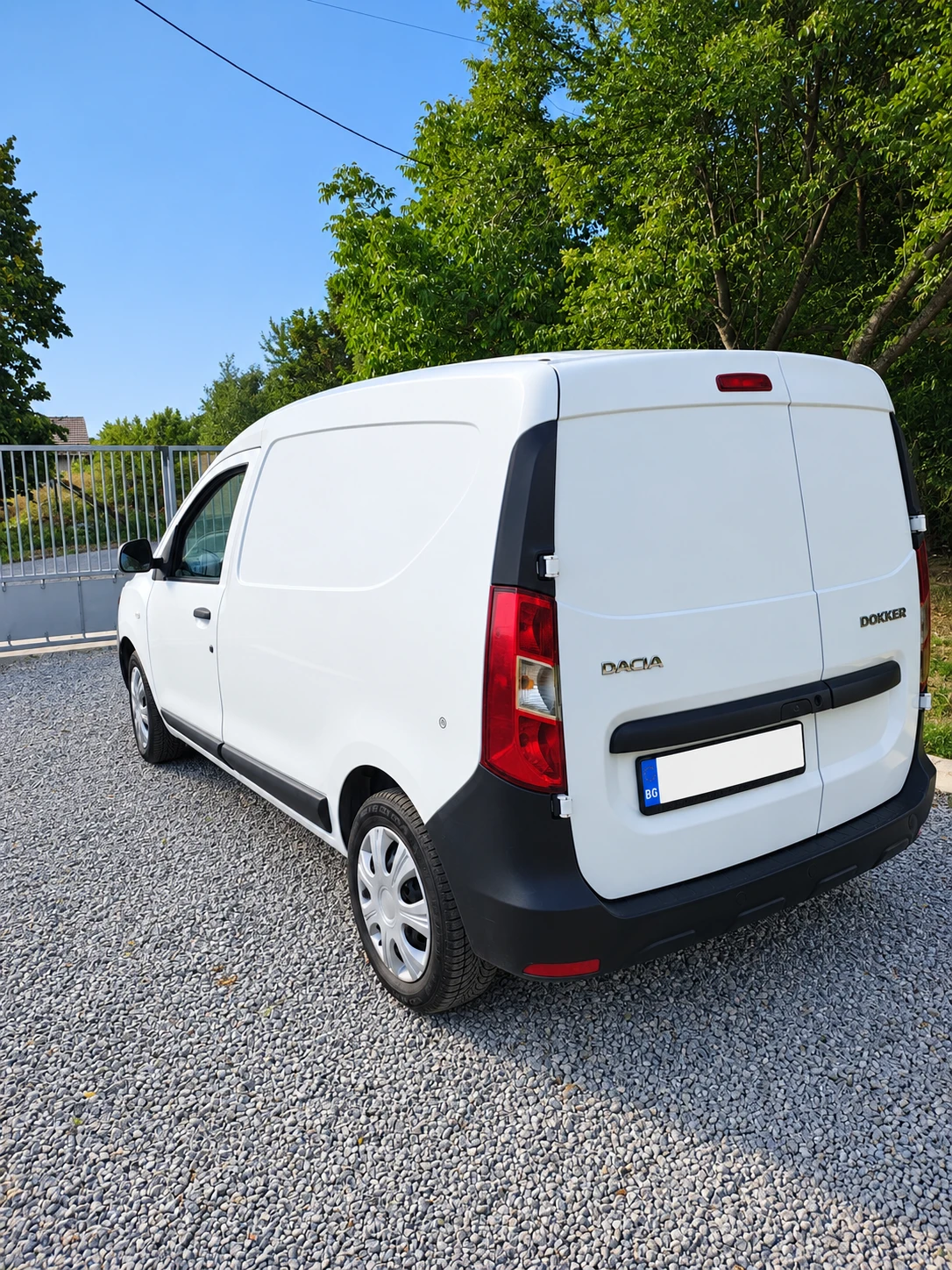 Dacia Dokker, снимка 8 - Автомобили и джипове - 55676979