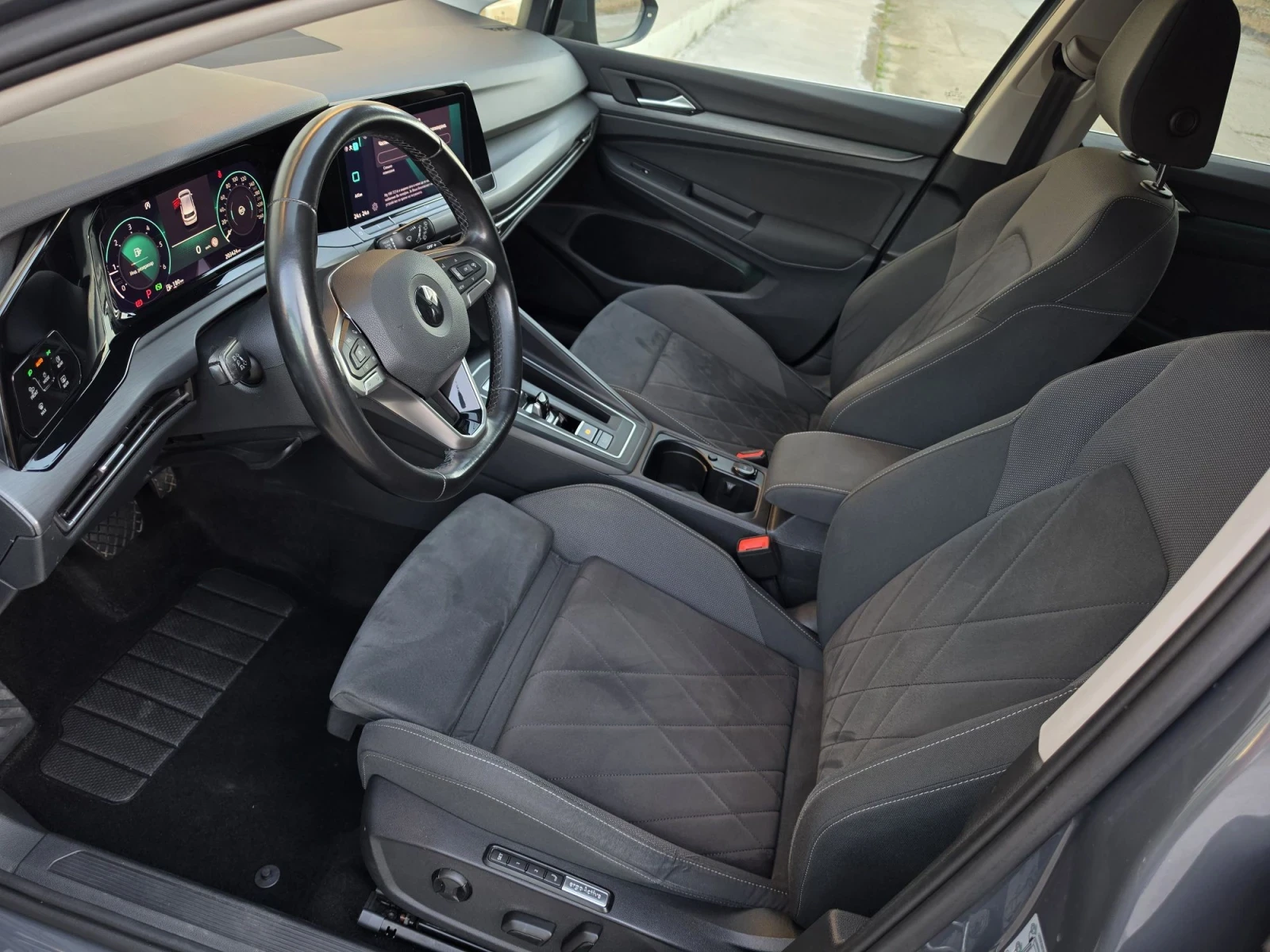 VW Golf 2.0 TDI STYLE IQ LED+ , снимка 9 - Автомобили и джипове - 55843474