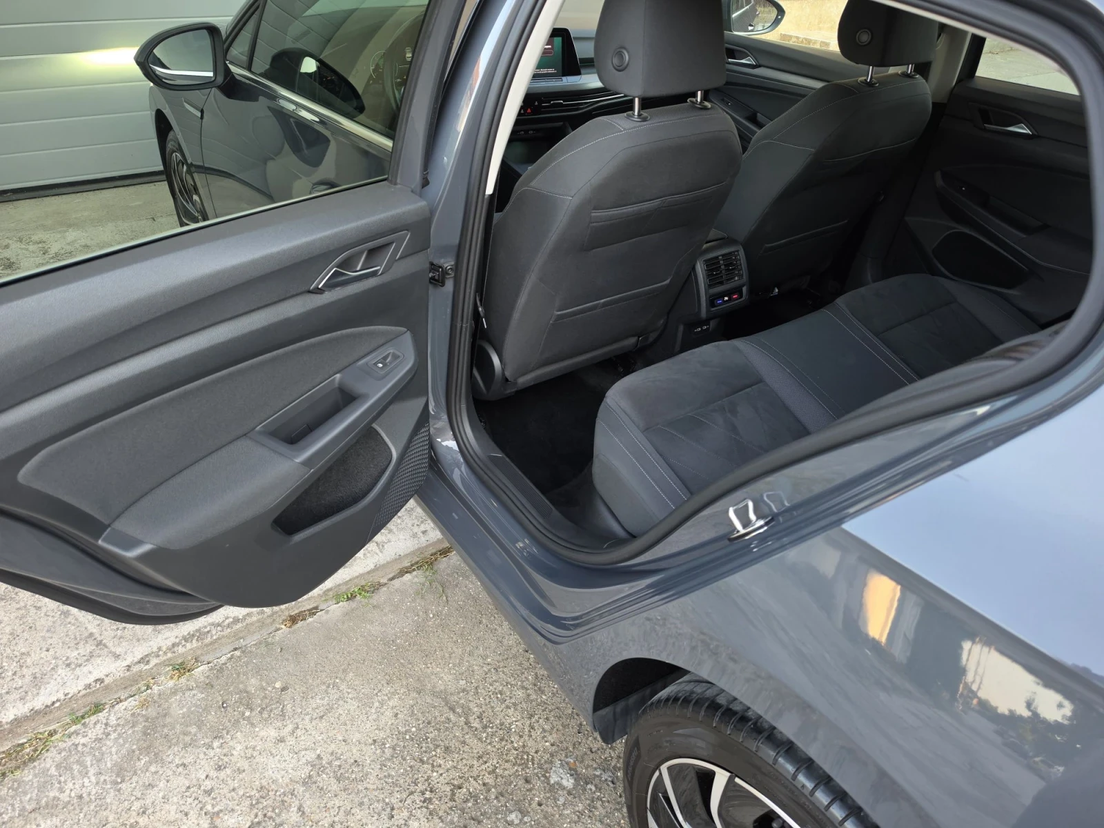VW Golf 2.0 TDI STYLE IQ LED+ , снимка 14 - Автомобили и джипове - 55843474