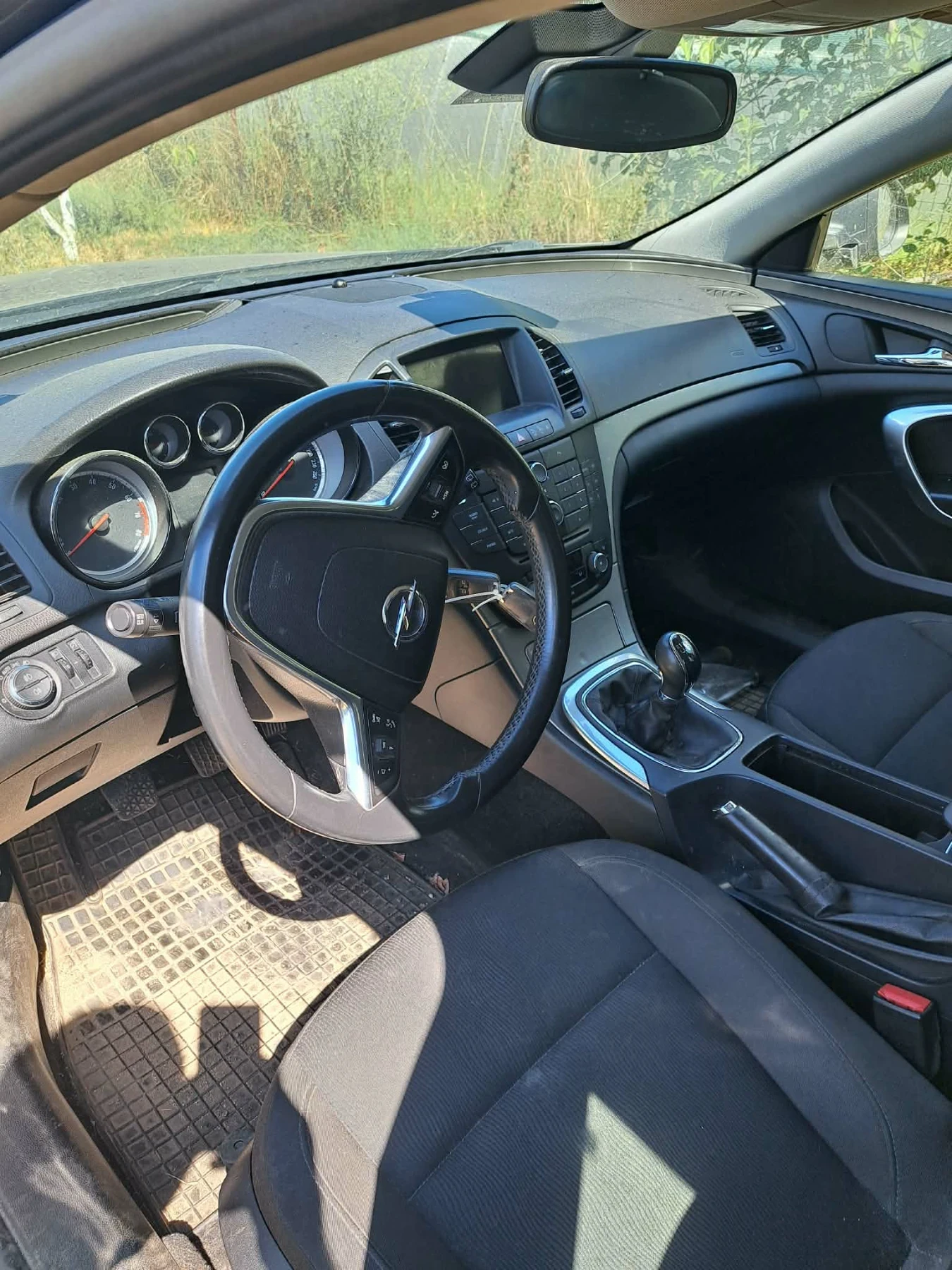 Opel Insignia, снимка 3 - Автомобили и джипове - 55961438