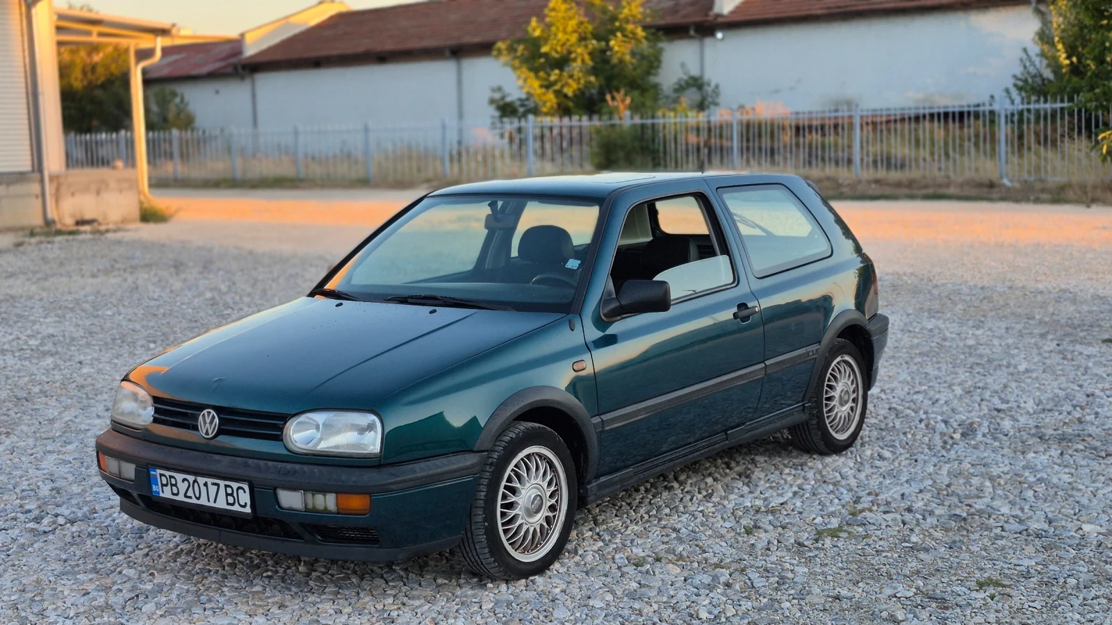 VW Golf 1.8 моно/газ , снимка 10 - Автомобили и джипове - 56068113