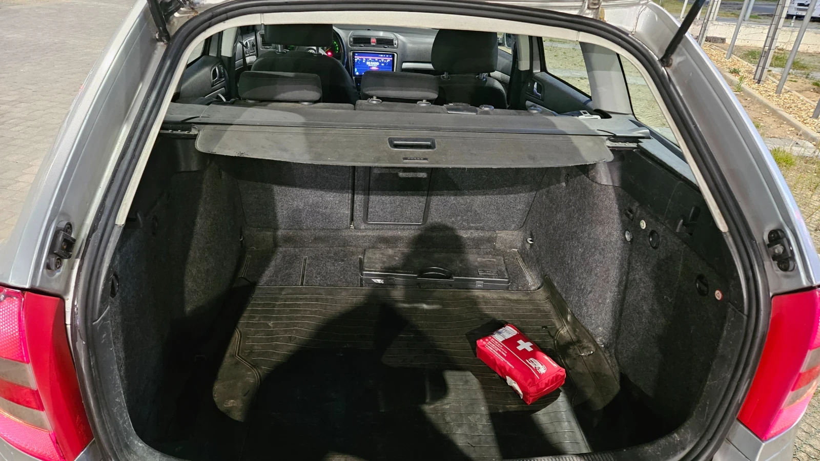 Skoda Octavia 1.9 TDI 105 HP, снимка 8 - Автомобили и джипове - 56124744